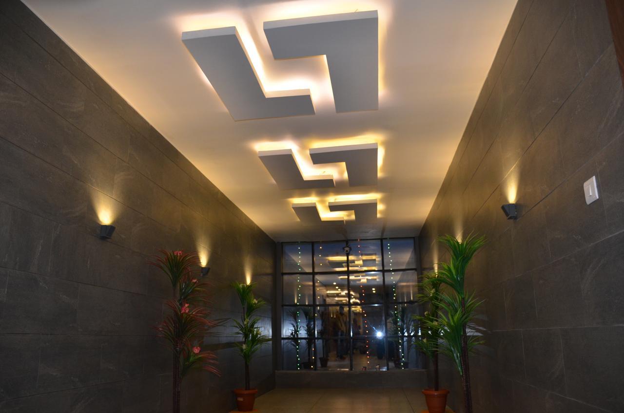 Hotel Apple Residency Pātan Exteriér fotografie
