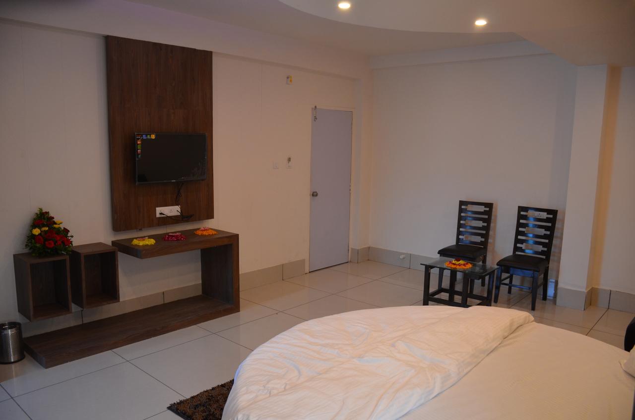Hotel Apple Residency Pātan Exteriér fotografie