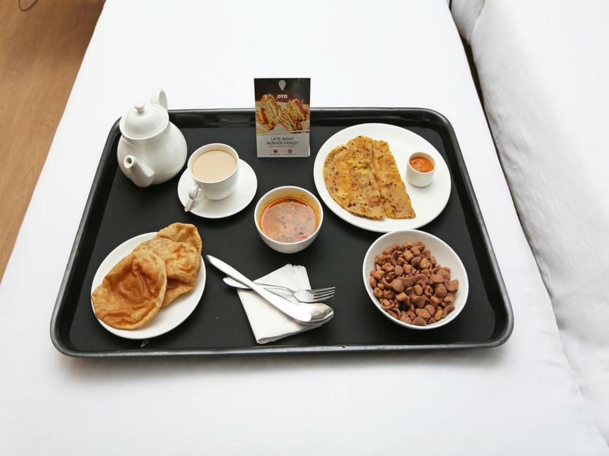 Hotel Apple Residency Pātan Exteriér fotografie
